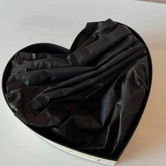 Limited Edition Jo Malone Empty Heart Gift Storage Box Ribbon Tissue - Picture 6 of 8